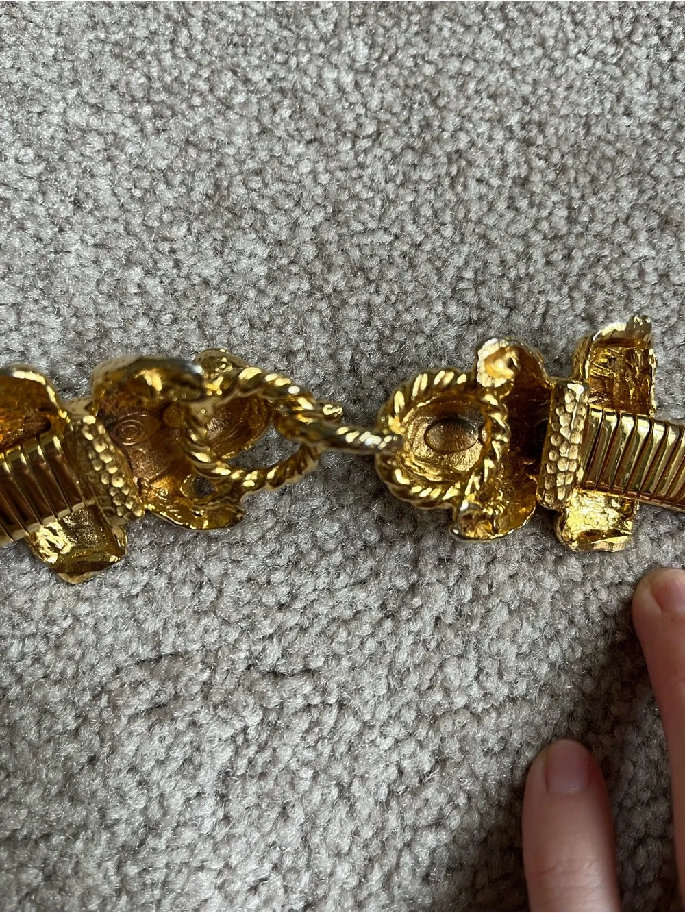 Mimi di N Vintage Gold Plated Frog Flex stretch Chain Belt 1970s Small